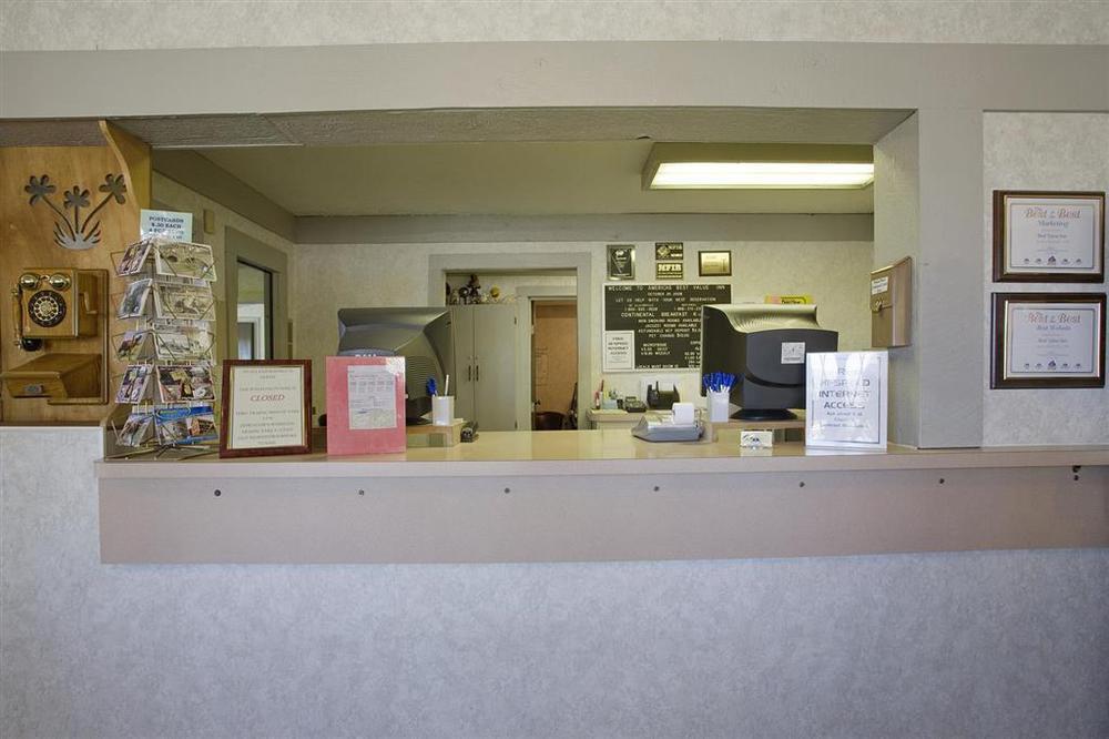 Americas Best Value Inn & Suites St Clairsville Wheeling St. Clairsville Interno foto
