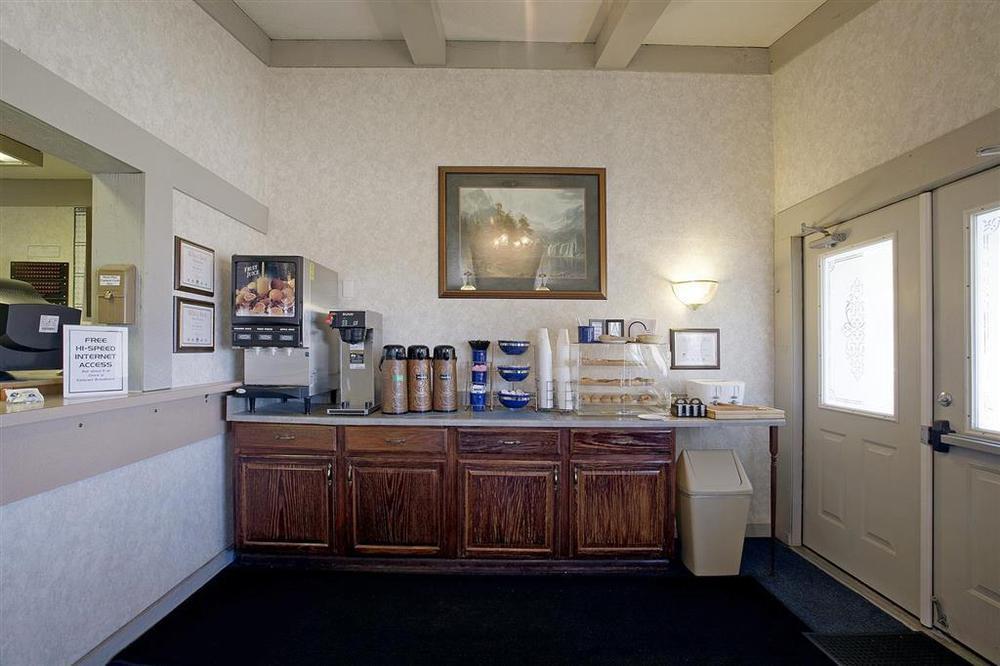 Americas Best Value Inn & Suites St Clairsville Wheeling St. Clairsville Ristorante foto